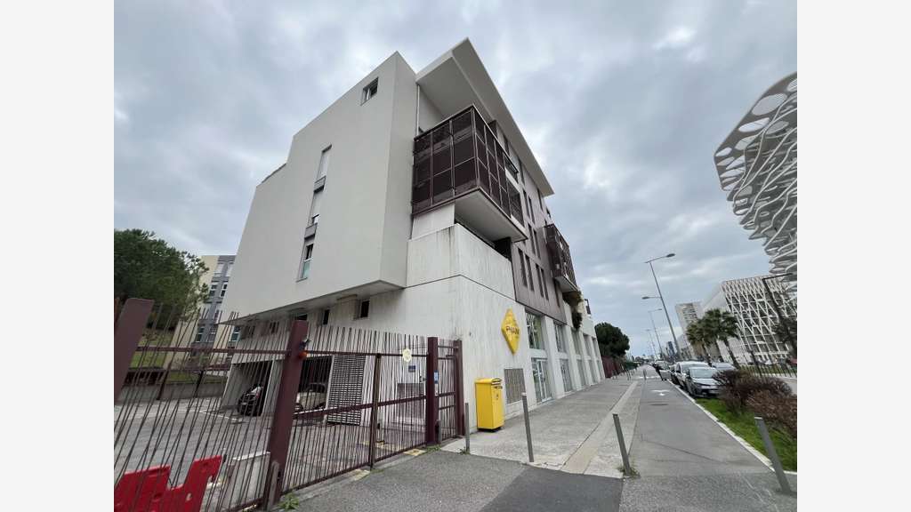 A vendre bureaux 97m² + 2 parkings secteur Nice