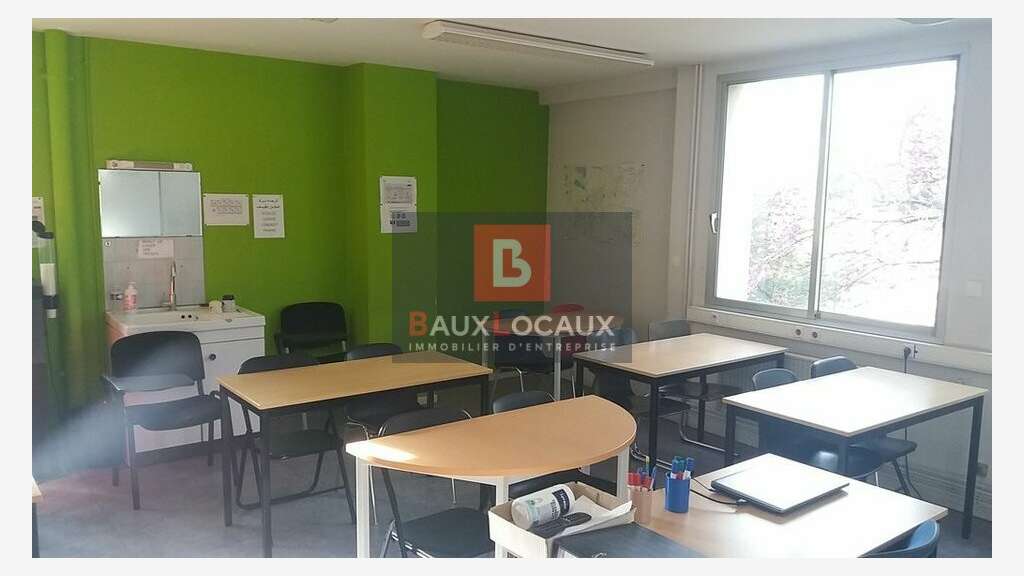 Vente bureaux 180m² à Nîmes