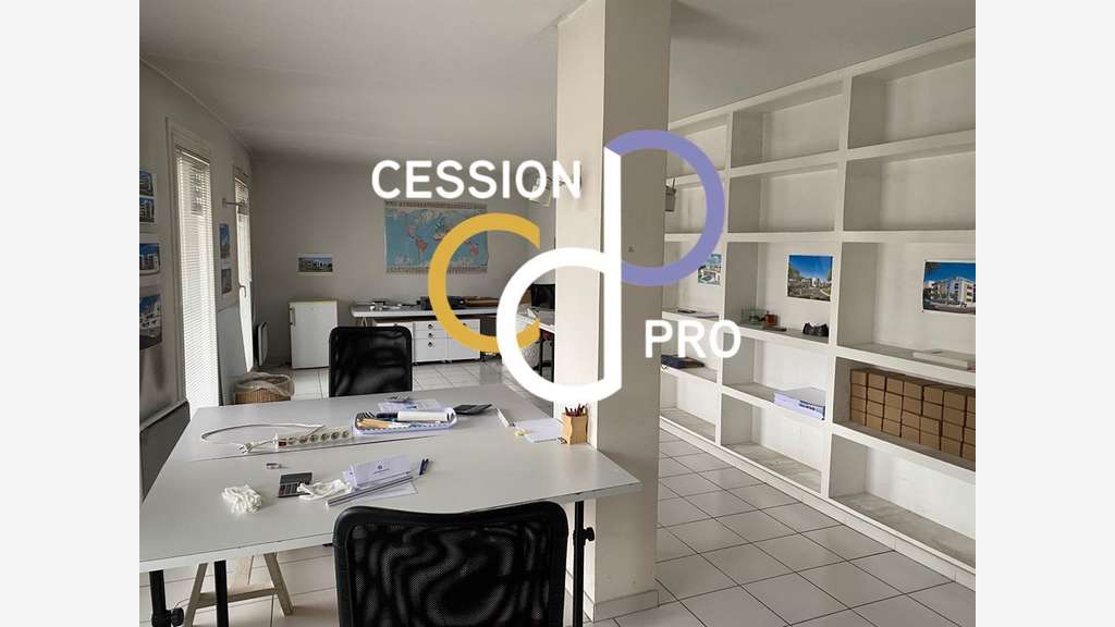 Vente bureaux lumineux de 116m² centre Nîmes