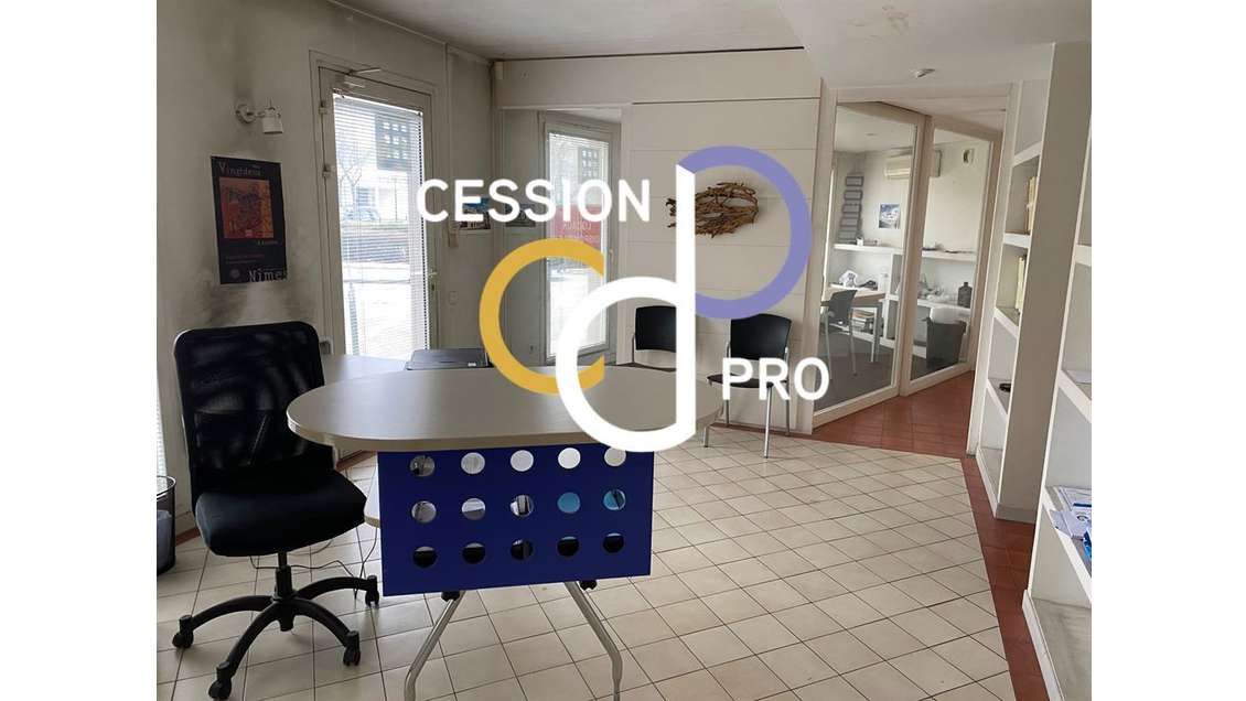 Vente bureaux lumineux de 116m² centre Nîmes