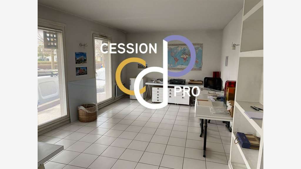 Vente bureaux lumineux de 116m² centre Nîmes