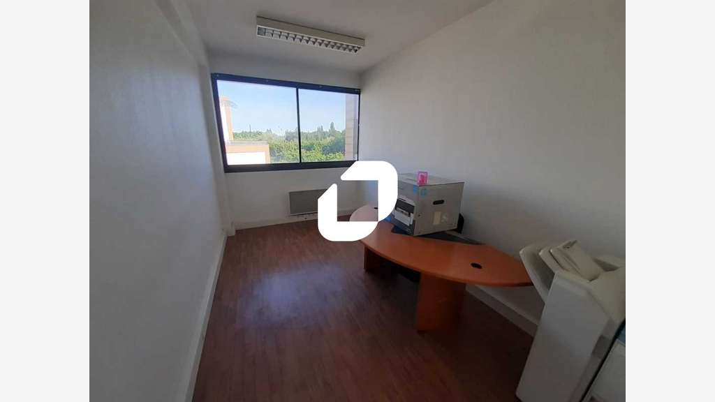 Vente Bureaux 200m² Noisy le grand