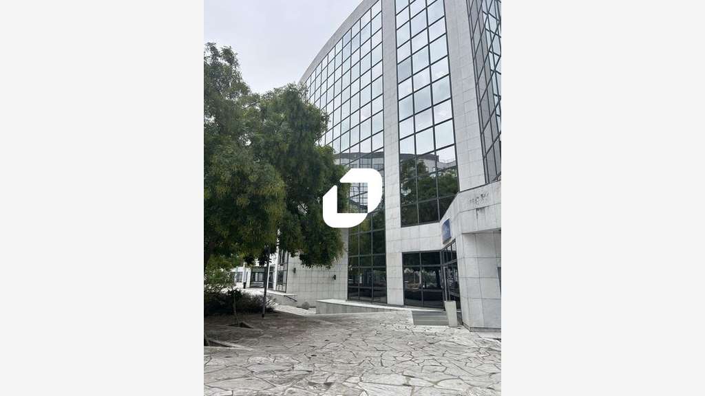 Vente Bureaux 122m² Noisy le grand