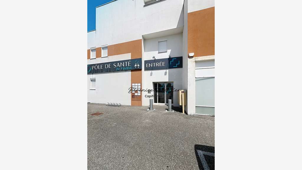 CABINET PROFESSIONNEL 39,31 M² - PÔLE DE SANTÉ - F