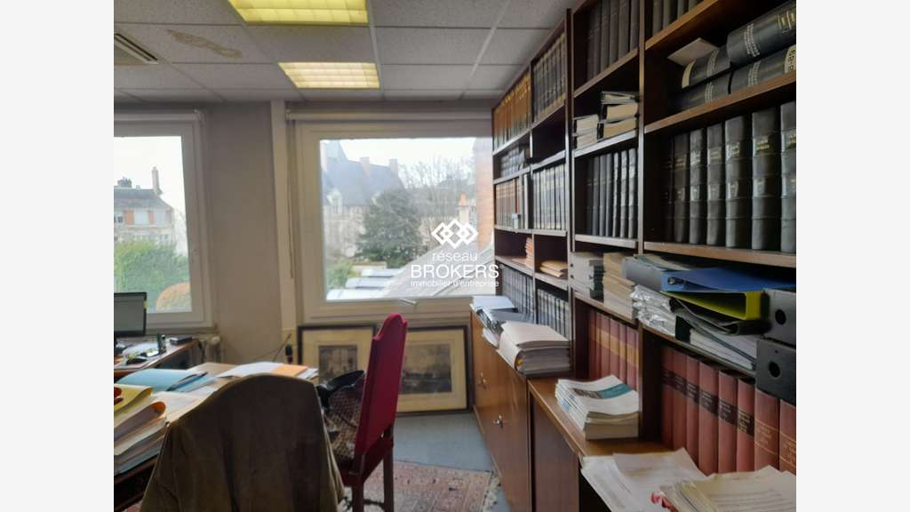 Immobilier Professionnel 420m² à vendre à Orléans