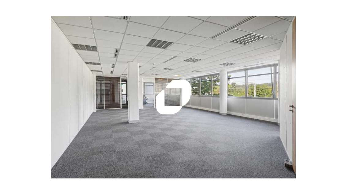 Vente Bureaux 205m² Orsay