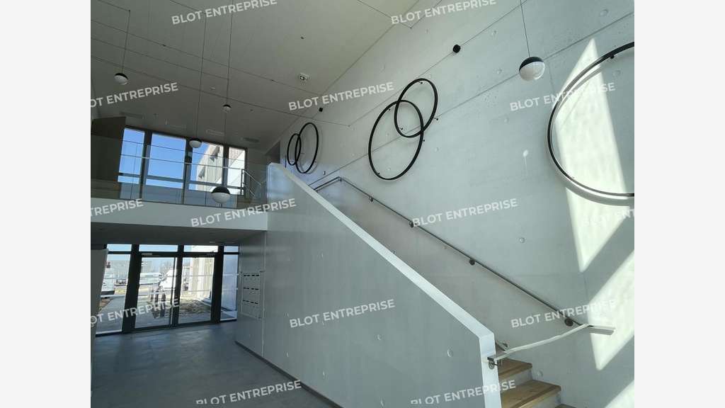 A vendre bureaux 219m² à Pacé Nord Ouest de Rennes