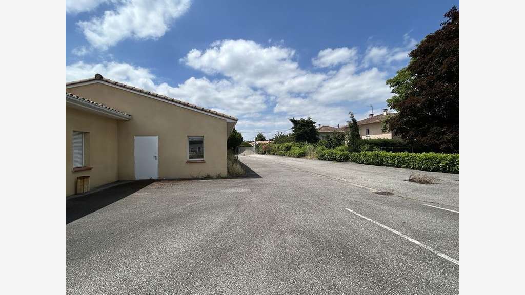 À vendre – Bureaux de 650 m² à Pamiers – Ariège (0