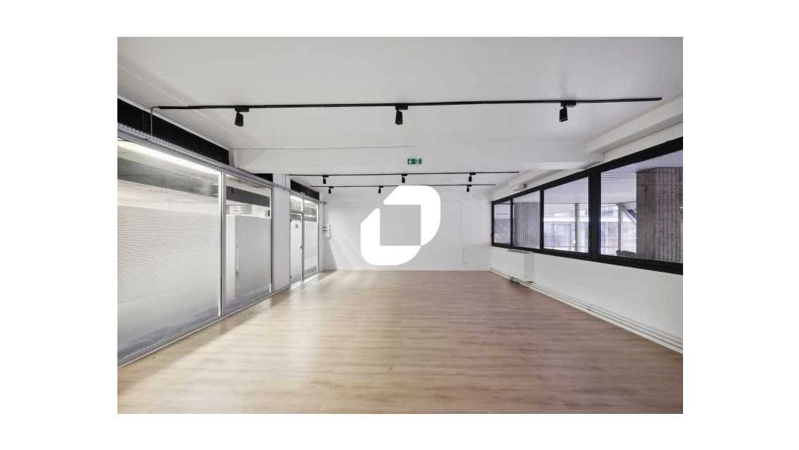 Vente Bureaux 101m² Paris