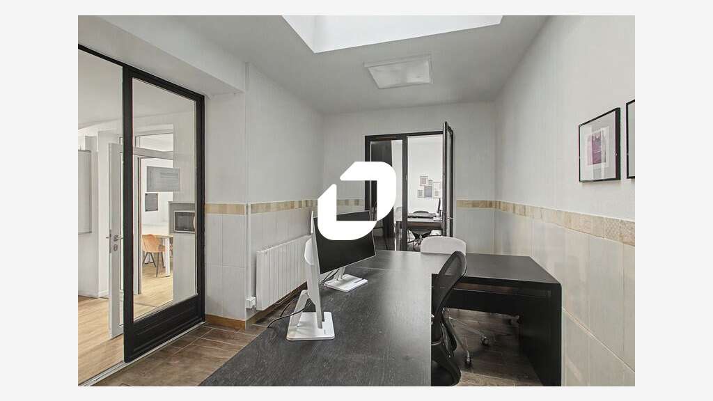 Vente Bureaux 143m² Paris