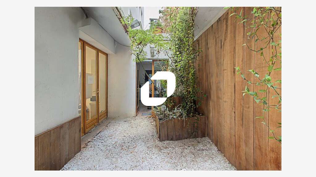 Vente Bureaux 143m² Paris