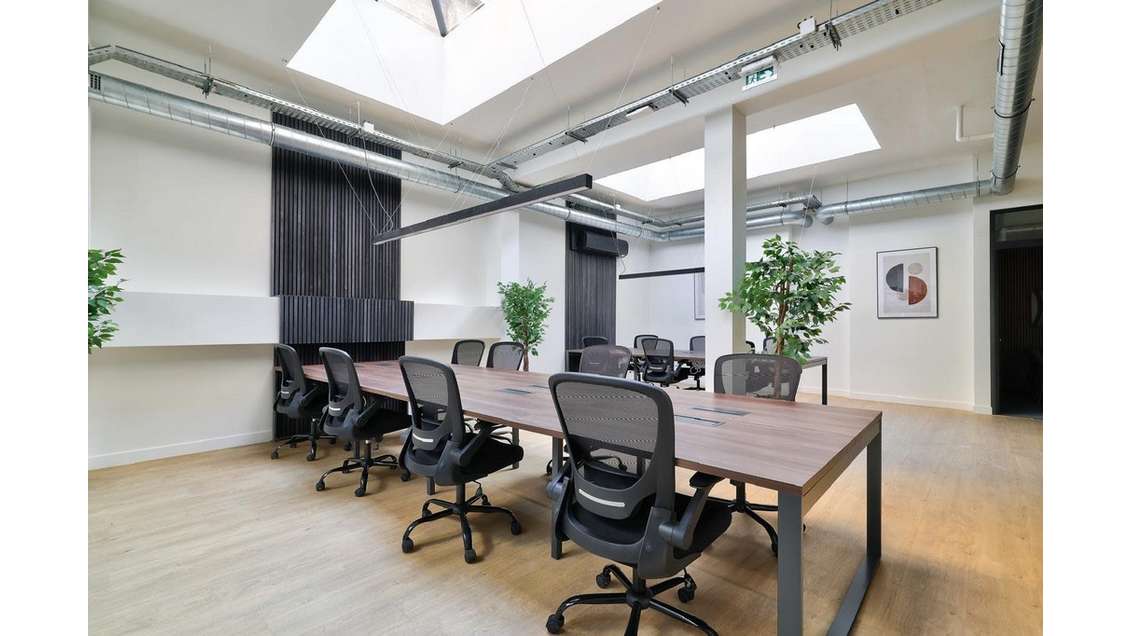 Vente bureaux de 120m² à Paris 75012