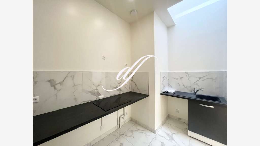 Bureaux 90m² divisibles à vendre à Paris 15e
