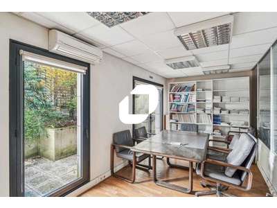 Vente Bureaux à Paris 16e