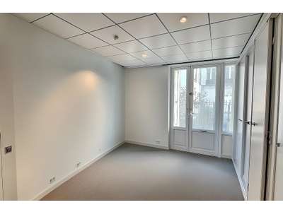 Vente Bureaux à Paris 17e