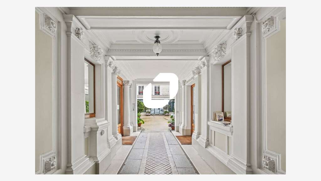Vente Bureaux 678m² Paris