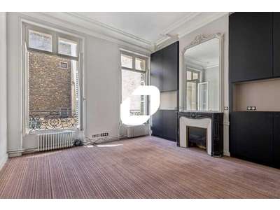 Vente Bureaux à Paris 8e