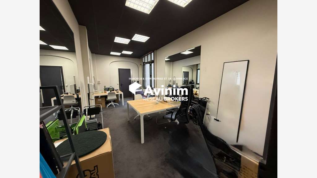 Bureau à vendre de 56m² à Paris 8 Champs-Élysées