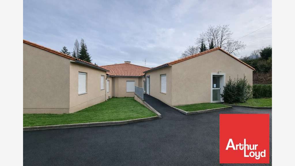 Vente bureaux de 766m² proche centre Parthenay