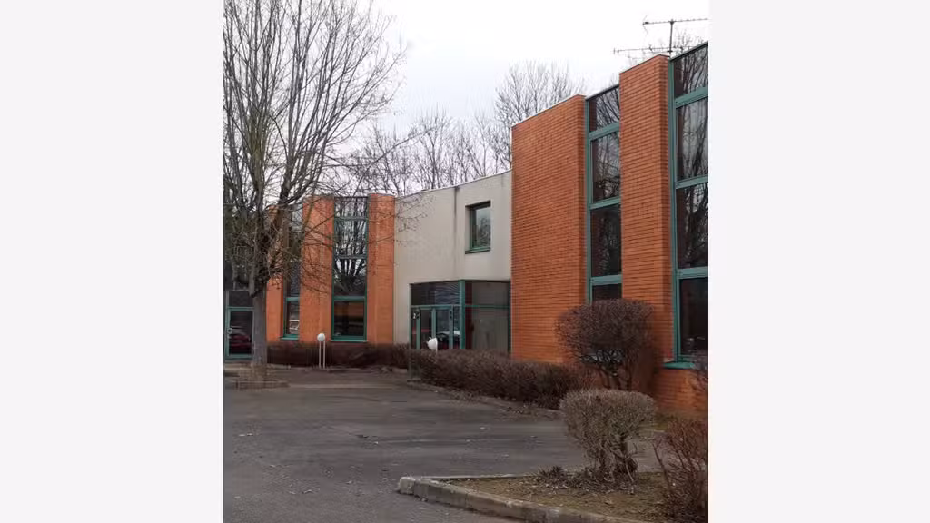Bureaux partiellement loués