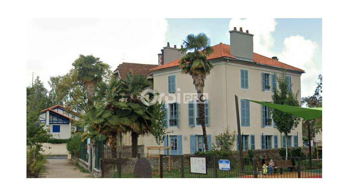 Vente immeuble de bureaux 285m² rénové à Pau 