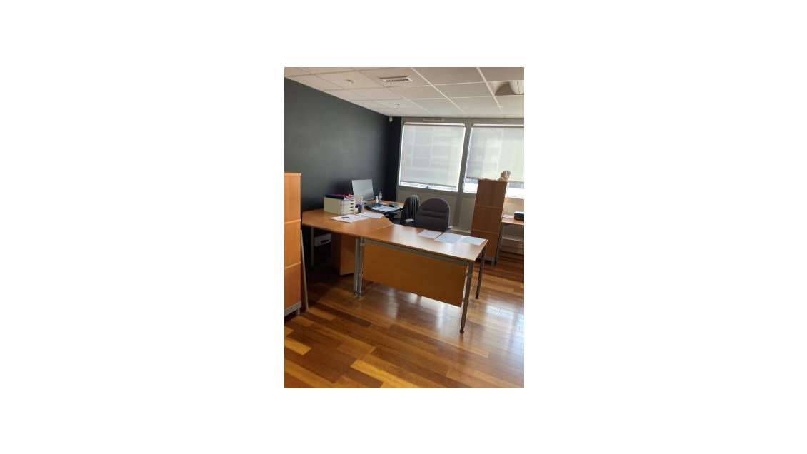 Vente bureaux 256m² R+3 + 10 places à Perpignan