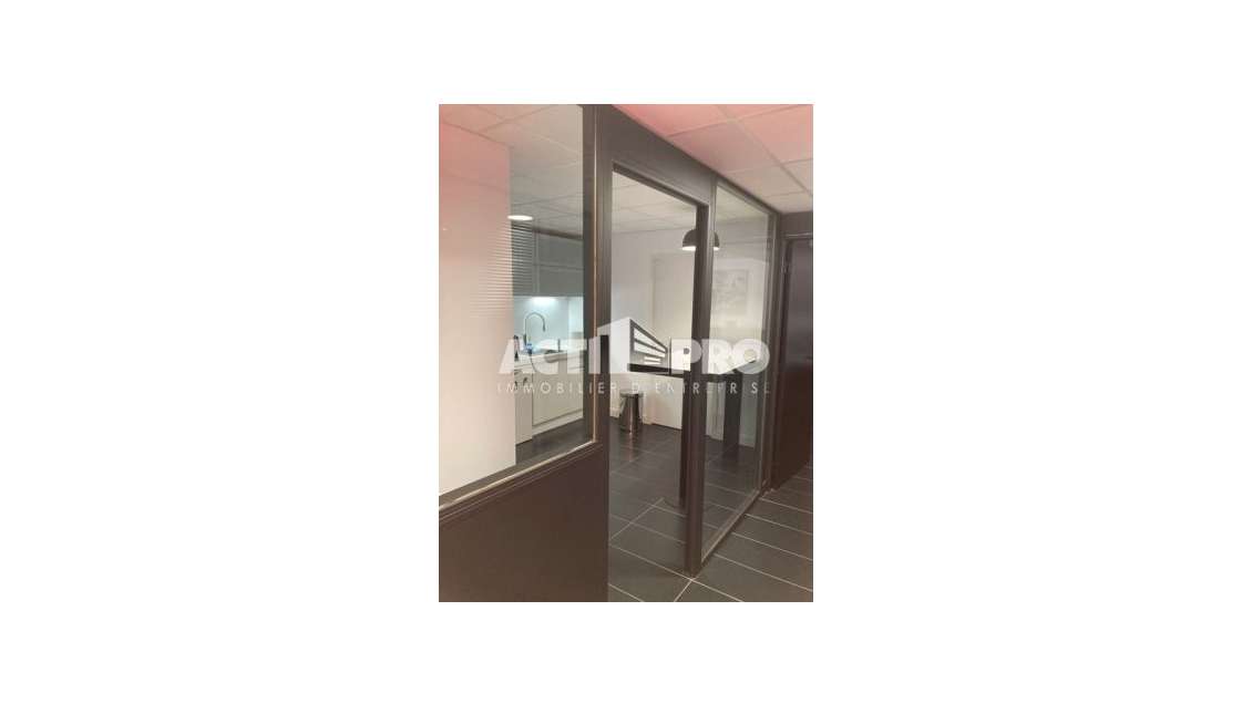 Vente bureaux 256m² R+3 + 10 places à Perpignan