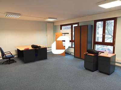 Vente Bureaux à Poissy