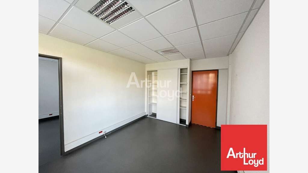 Bureaux lumineux 308m² à vendre à Poitiers