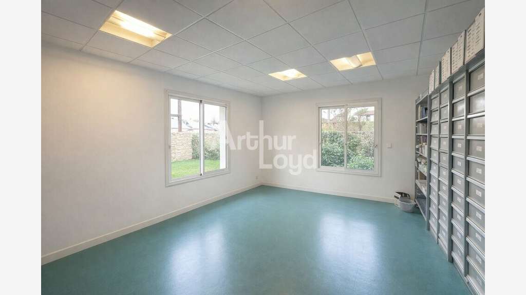 Bureaux à vendre à l'Est de Poitiers