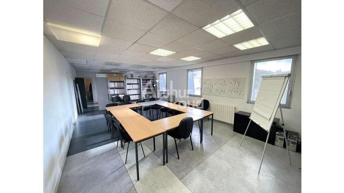 Bureaux 94m² à vendre proche centre de Poitiers