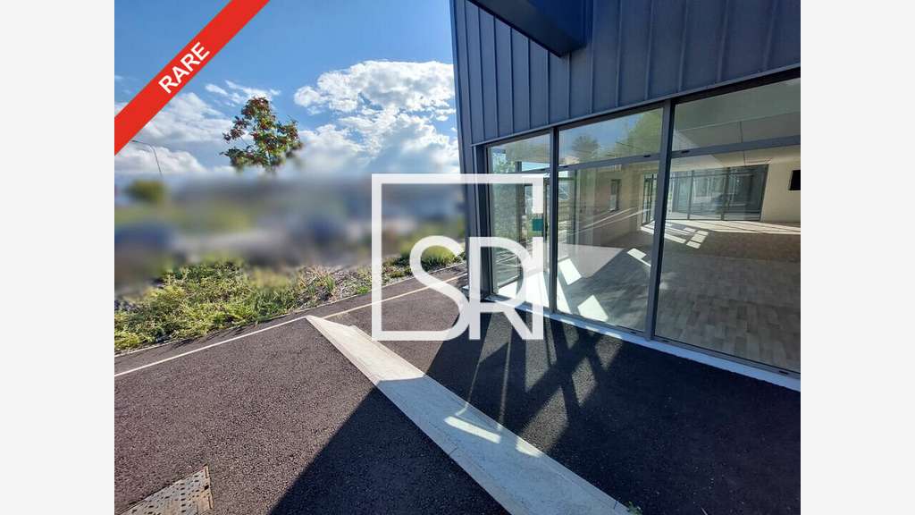 Vente bureaux divisibles 250m² à Pont-du-Château