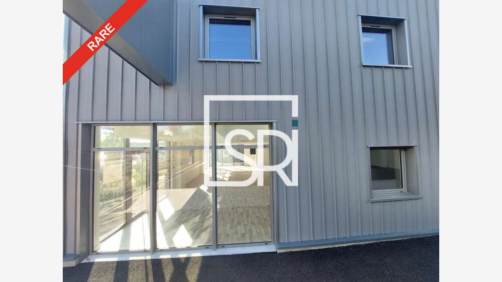 Vente bureaux divisibles 250m² à Pont-du-Château