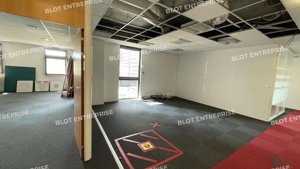 A vendre plateau de bureaux 138m² RDC à Pornichet