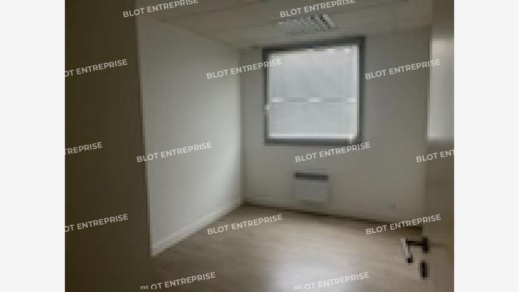 A vendre bureaux 150m² zone Creac'h Gwen à Quimper