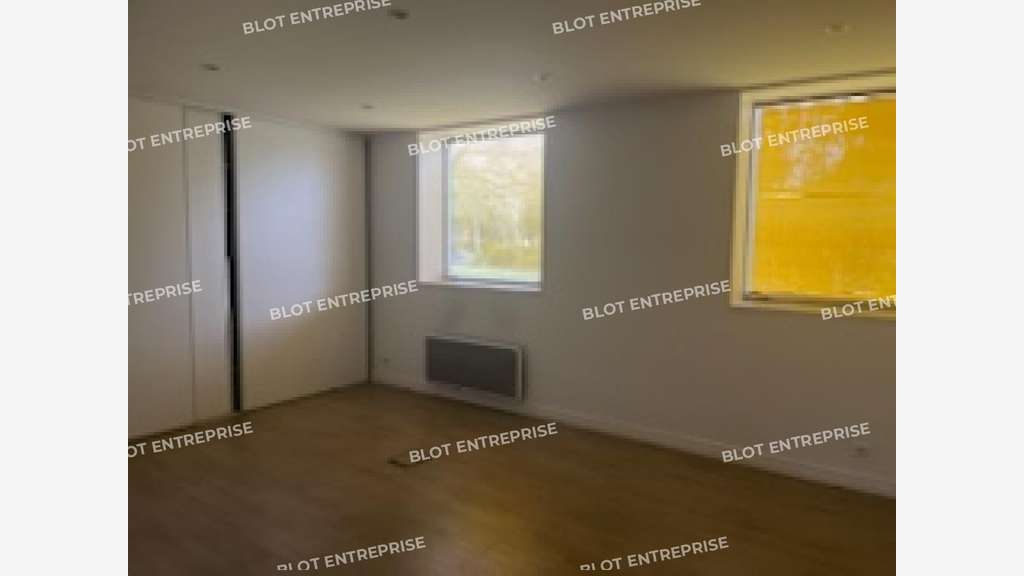 A vendre bureaux 150m² zone Creac'h Gwen à Quimper