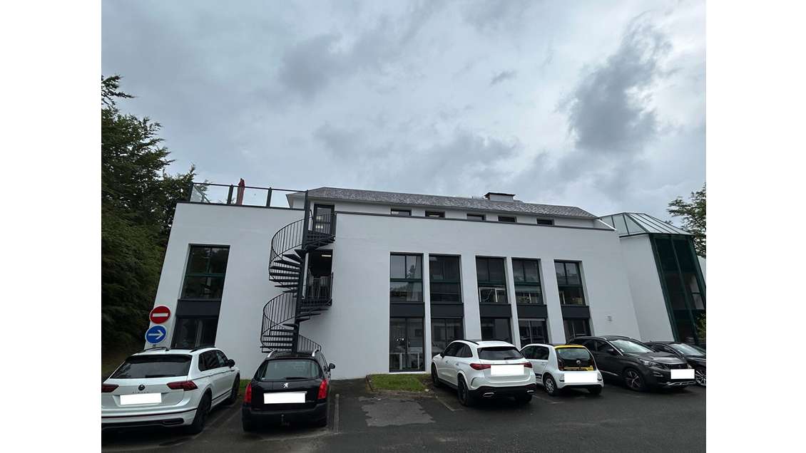À vendre bureaux rénovés de 186m² à Quimper