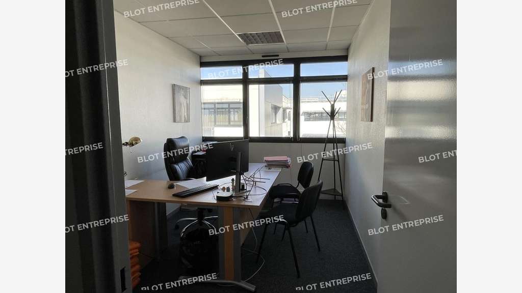 A vendre bureaux 403m² Rennes Atalante Champeaux