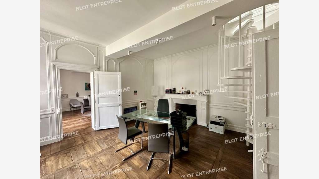 A vendre bureaux 82m² en centre-ville de Rennes