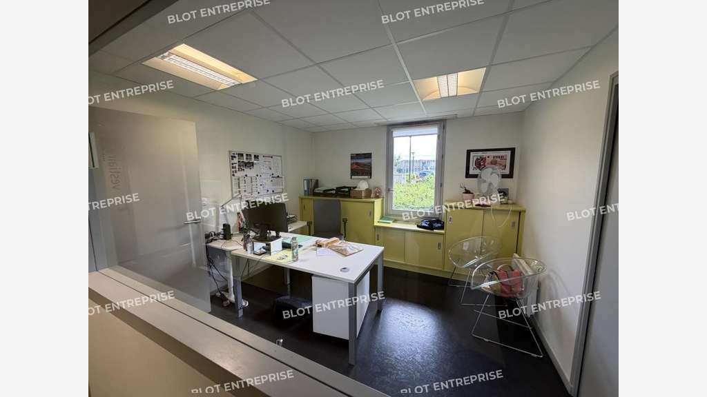 A vendre/a louer bureaux de 450m² à Rennes