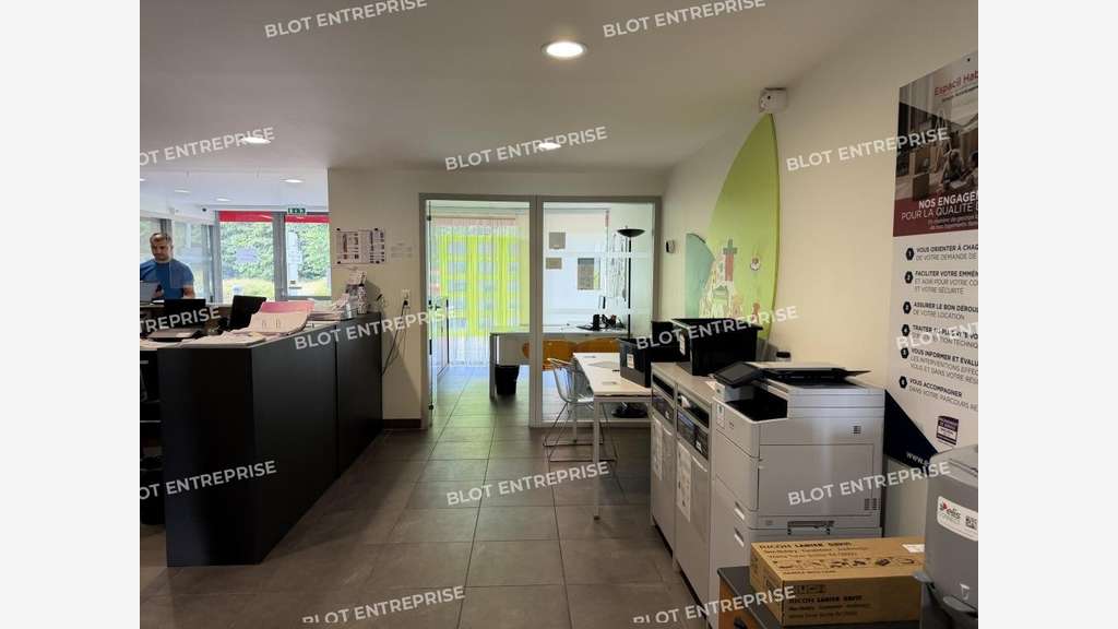 A vendre/a louer bureaux de 450m² à Rennes