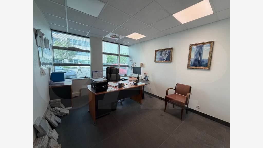 Vente bureaux 134m² RDC à Rennes Nord