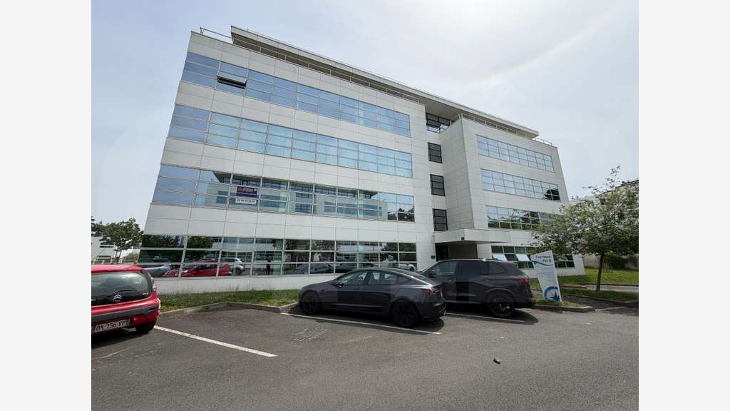 Vente bureaux 134m² RDC à Rennes Nord