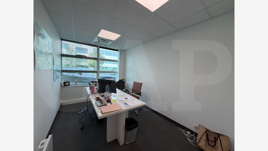 Vente bureaux 134m² RDC à Rennes Nord