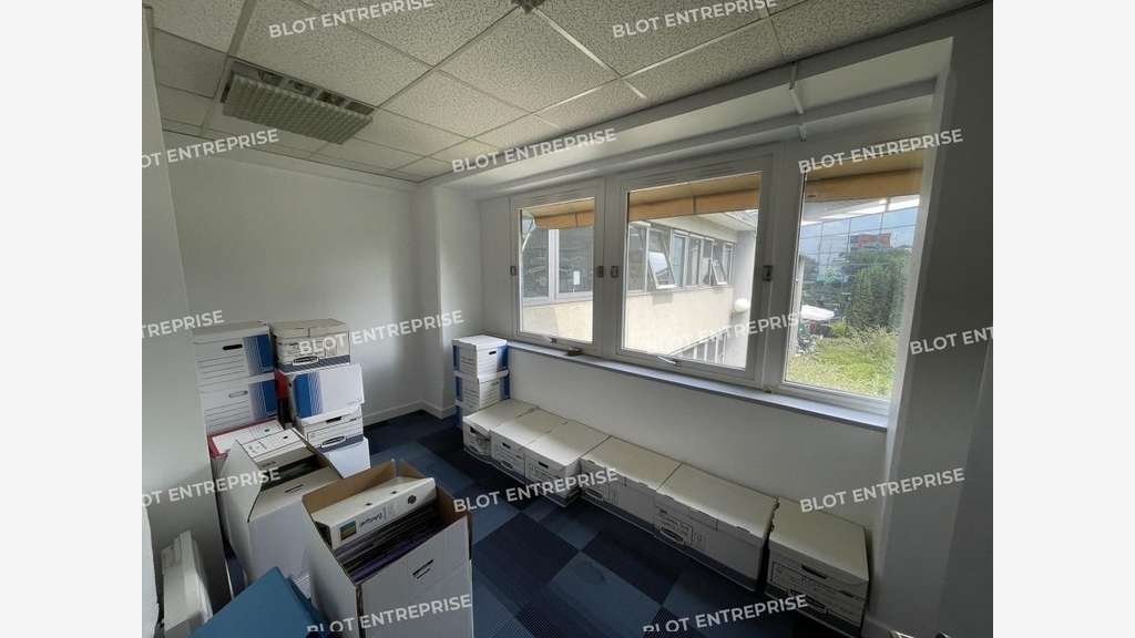 À VENDRE / À LOUER - BUREAUX - RENNES - 290 m²