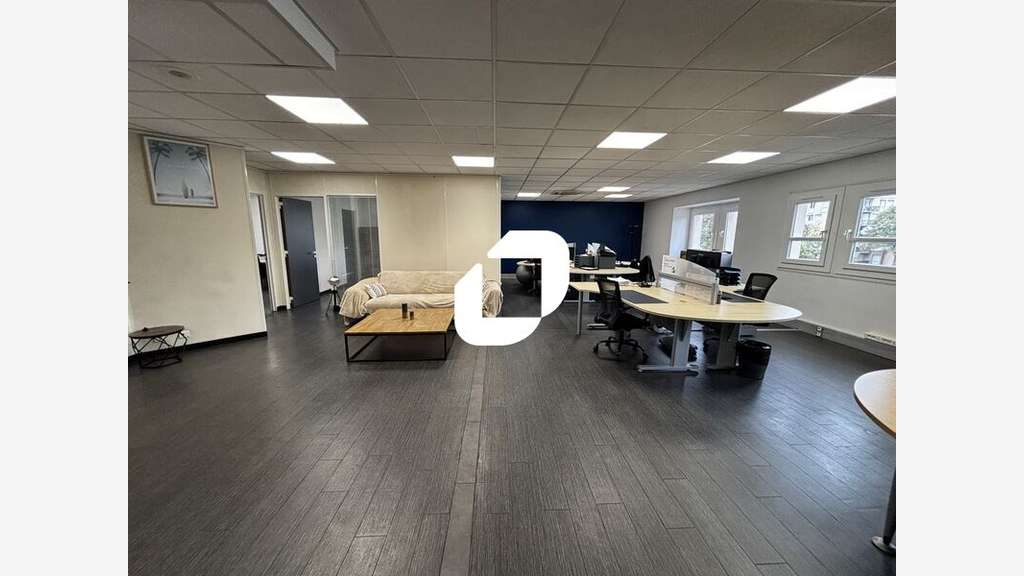 Vente Bureaux 249m² Ris orangis