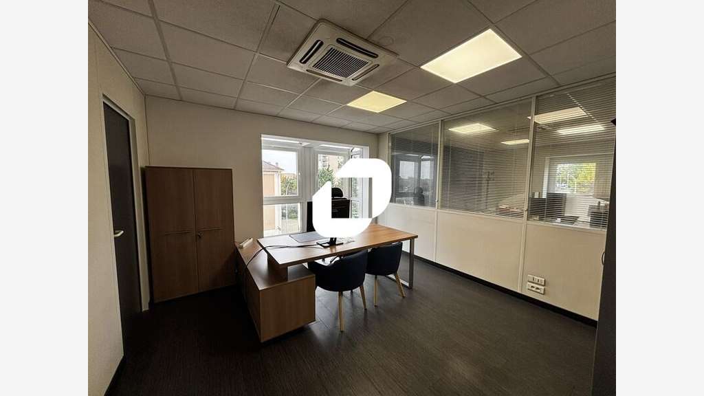 Vente Bureaux 249m² Ris orangis