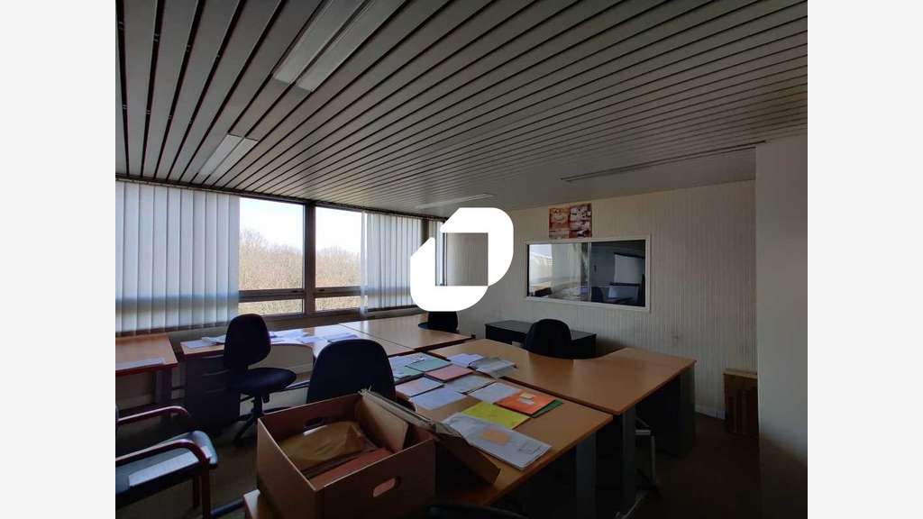 Vente Bureaux 600m² Ris orangis
