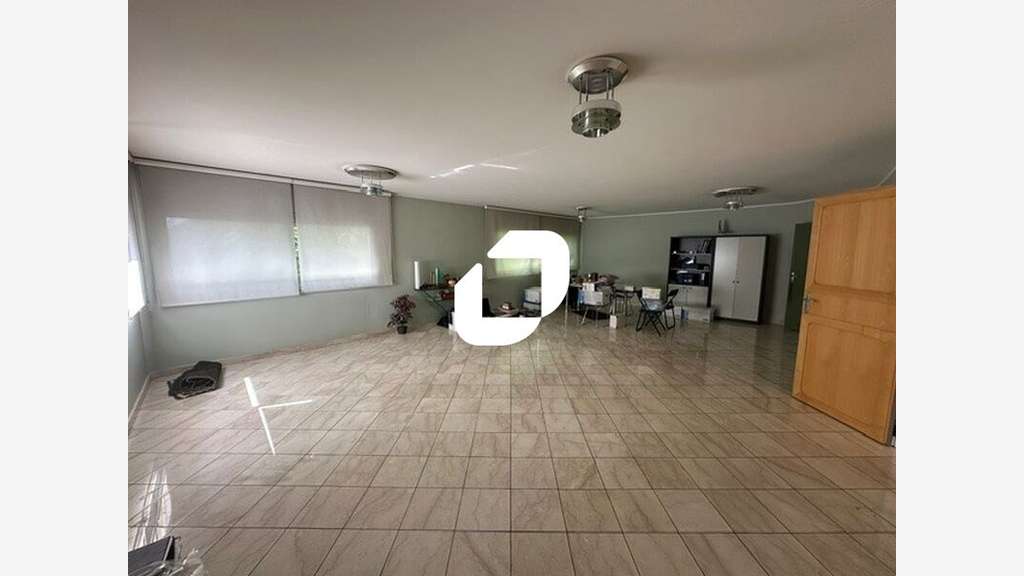 Vente Bureaux 580m² Roissy en france