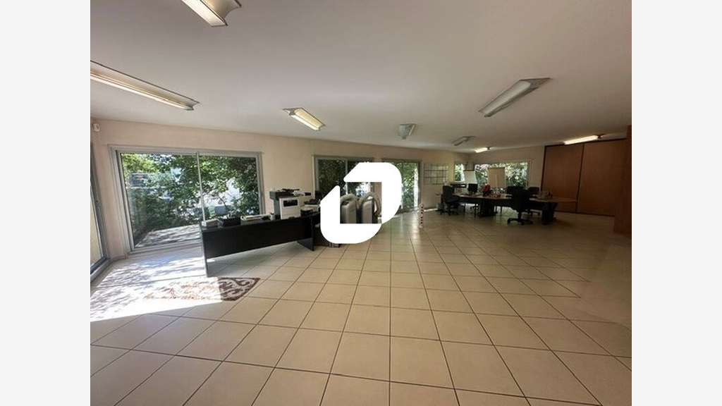 Vente Bureaux 580m² Roissy en france